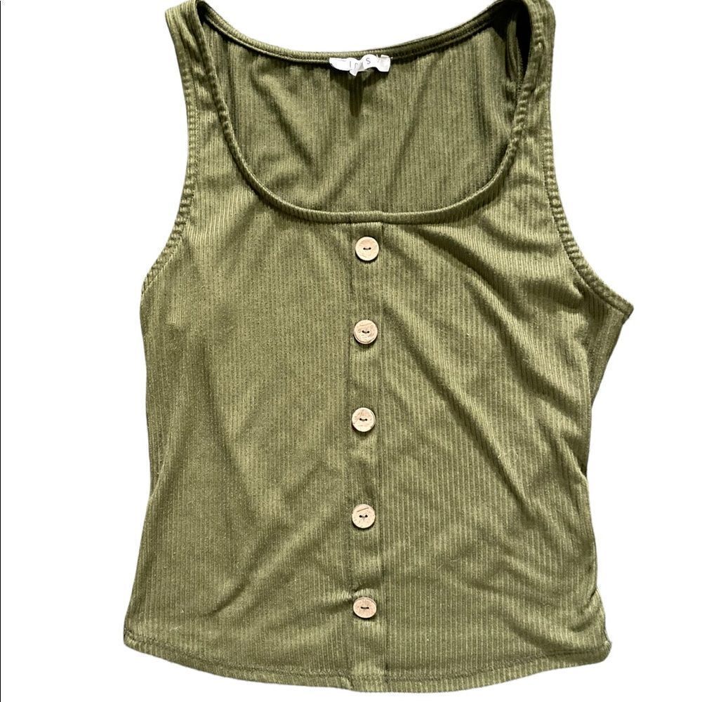 Cute ladies crop top shirt size large